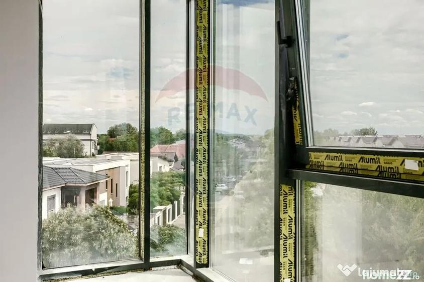 Apartament cu 3 camere semidecomandat în Subcetate