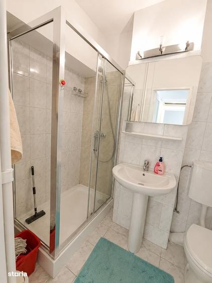 Apartament cu 2 camere decomandat în Titulescu