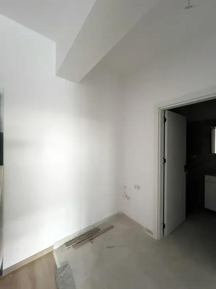 Apartament cu 2 camere semidecomandat în Theodor Pallady