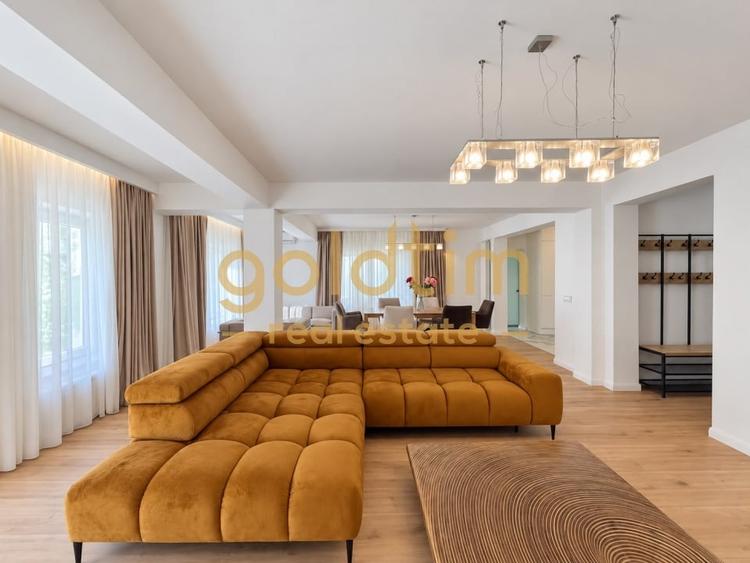 Duplex cu 5 camere cu Canalizare în Iancu Nicolae
