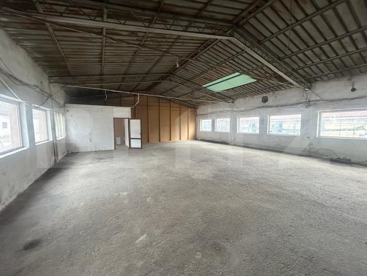 Spațiu industrial, de 150 mp, în Centură