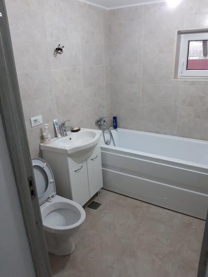 Casă cu 4 camere în Prisăcani