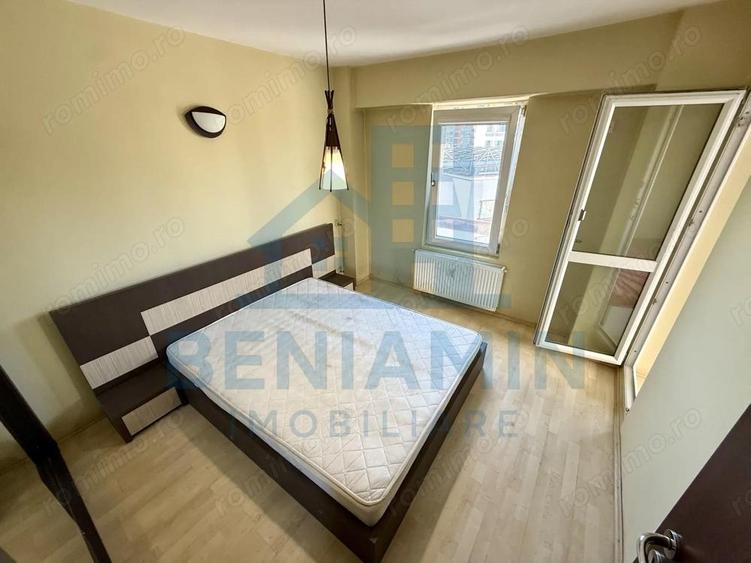Apartament cu 3 camere decomandat în Ultracentral