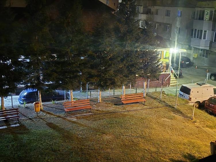 Apartament cu 2 camere decomandat în Petros