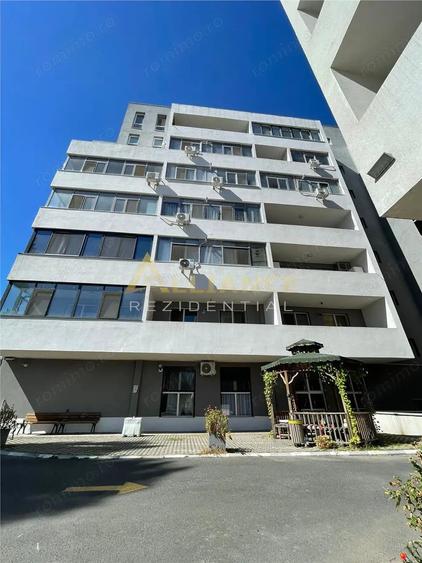 Apartament cu 3 camere decomandat, mobilat în Vitan