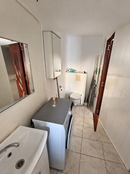 Garsonieră decomandată, mobilată în Complex Studențesc
