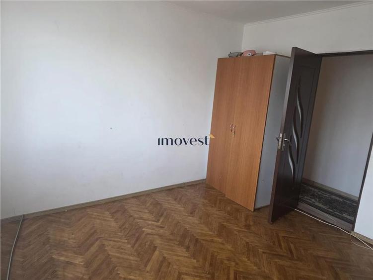 Apartament cu 2 camere decomandat în Solidarității
