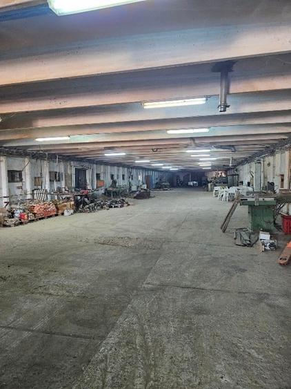 Spațiu industrial, de 1,100 mp, în Bucu
