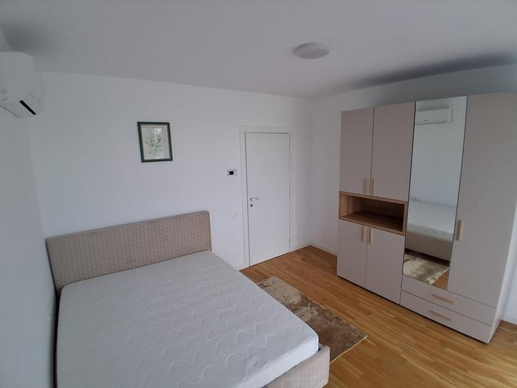 Apartament cu 2 camere decomandat în Străulești