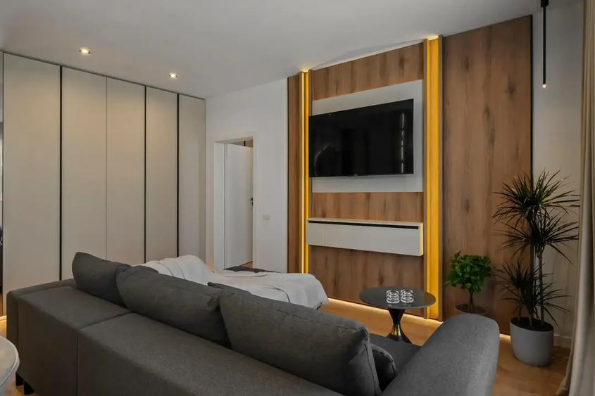 Penthouse cu 3 camere în Central