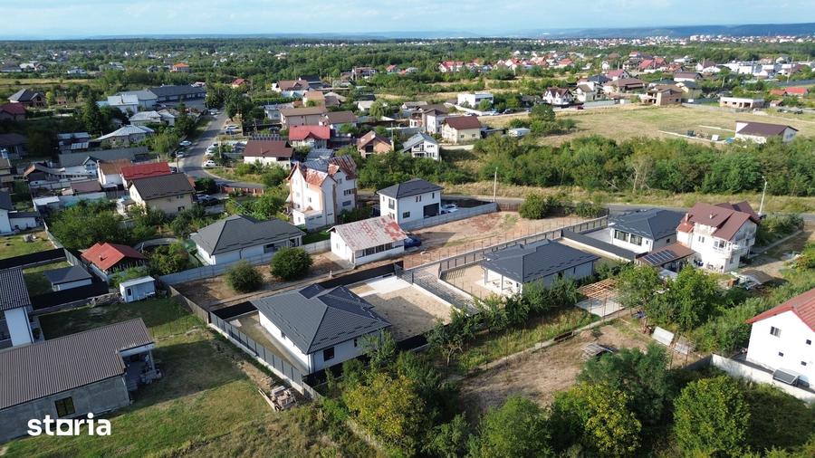 Casă cu 4 camere cu Teren 600 Mp în Central