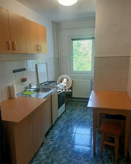 Apartament cu 2 camere decomandat, mobilat în Gară