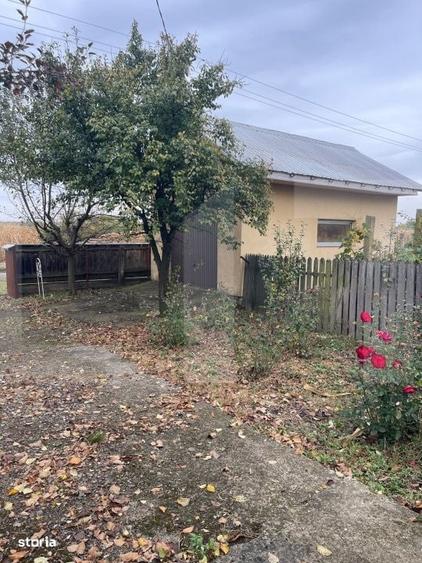 Casă cu 4 camere în Progresul