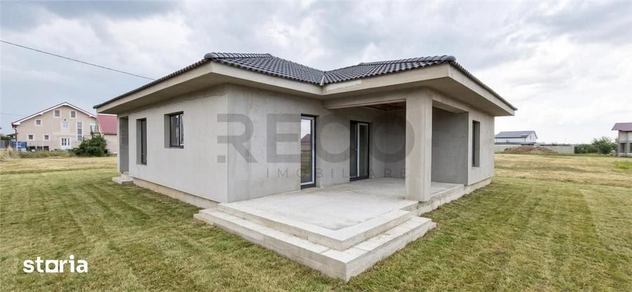 Casă cu 4 camere cu Teren 502 Mp în Sânmartin
