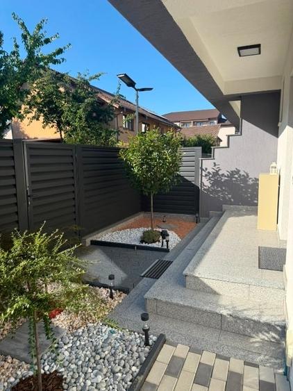 Duplex cu 4 camere cu Teren 160 Mp în Fundeni