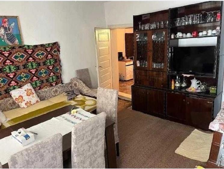 Casă cu 5 camere cu Teren 3800 Mp în Gura Teghii