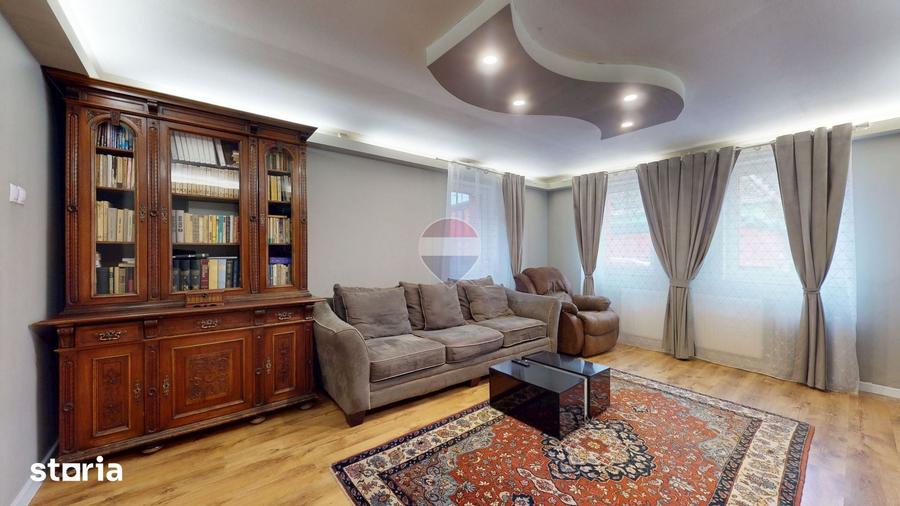 Casă cu 5 camere cu Teren 749 Mp în Hălchiu