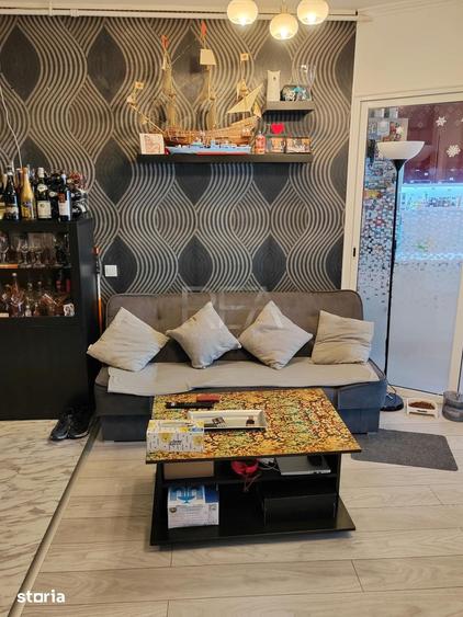 Apartament cu 2 camere semidecomandat în Colentina