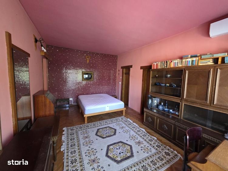 Casa 4 camere|124 mp| Centru Brasov | Mobilata si utilata | Proprietar - 15