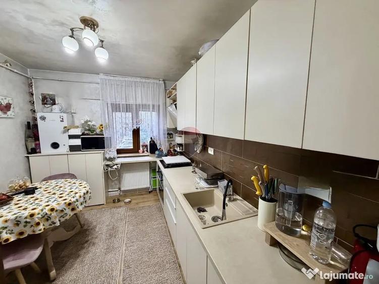 Apartament cu 3 camere decomandat în Brăilei