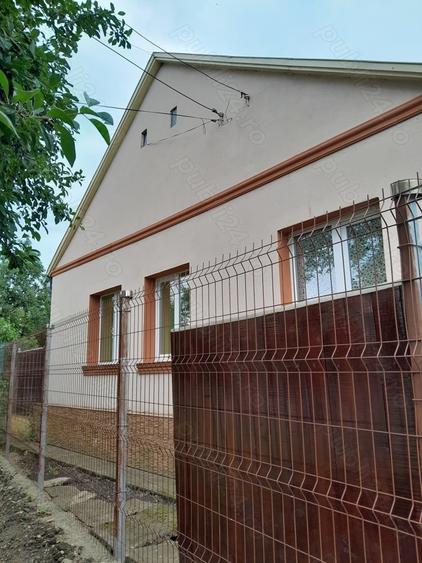 Casă cu 3 camere cu Teren 3200 Mp în Seceani