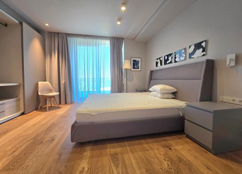 Apartament cu 5 camere în Floreasca