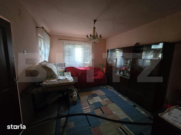 Casă cu 3 camere cu Teren 6800 Mp în Ulmi