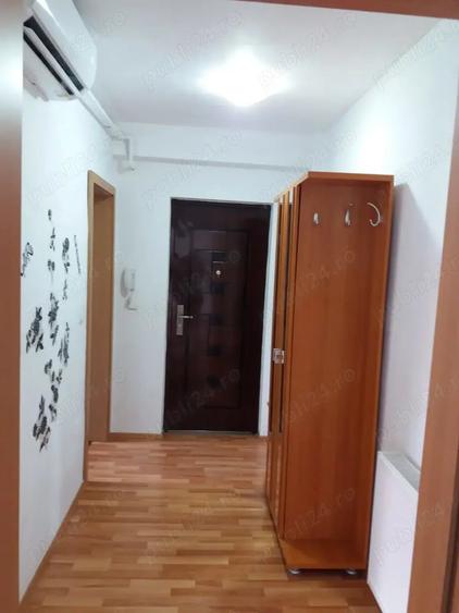 Proprietar INCHIRIEZ Apartament 1 Camera cu loc de parcare intabulat . - 4