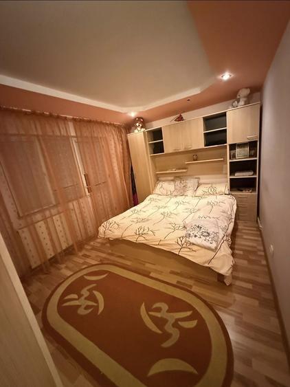 Apartament cu 3 camere decomandat în Nord