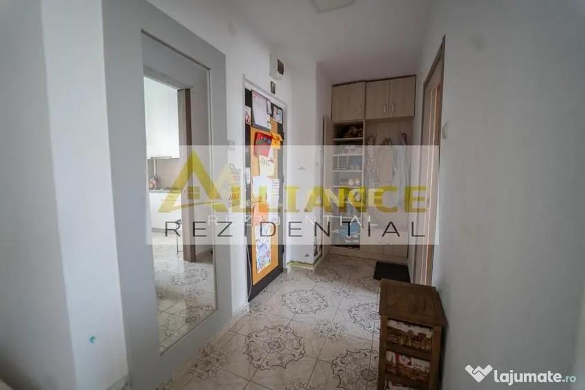 Apartament cu 2 camere decomandat în Berceni
