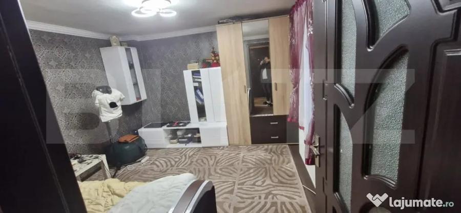 Casă cu 3 camere cu Teren 1000 Mp în Central