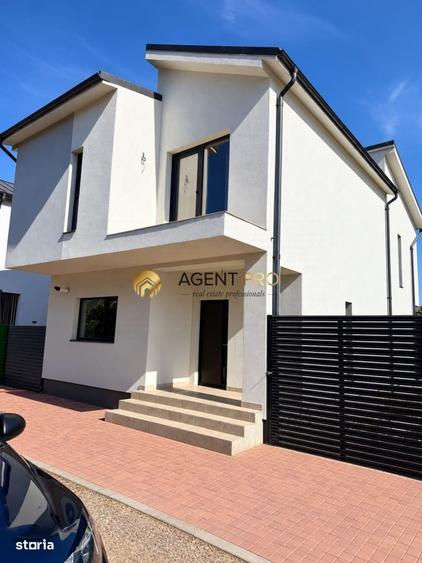Casă cu 4 camere cu Teren 280 Mp în Central