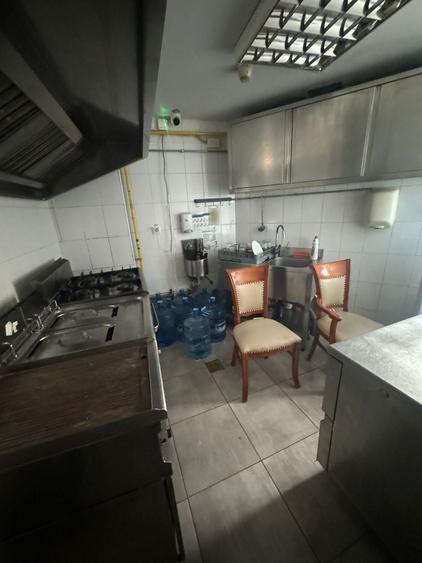 Spațiu comercial, de 100 mp, în P-ța Romană