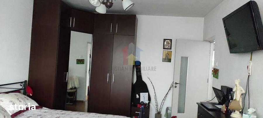 Apartament cu 3 camere, mobilat în Școlilor