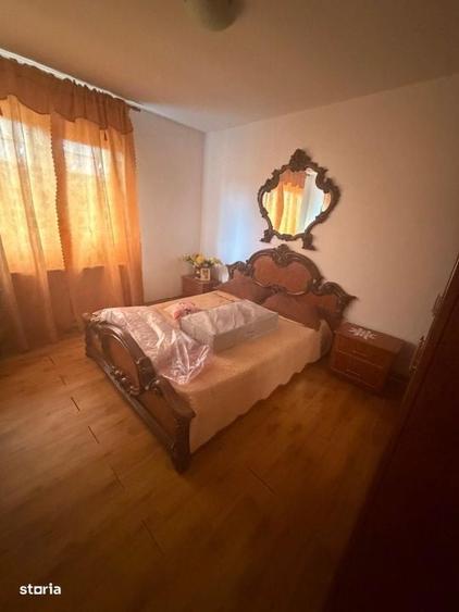 Casă cu 3 camere în Stoicești