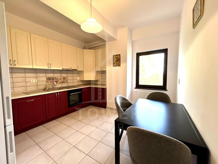 Apartament cu 3 camere decomandat în Sub Arini