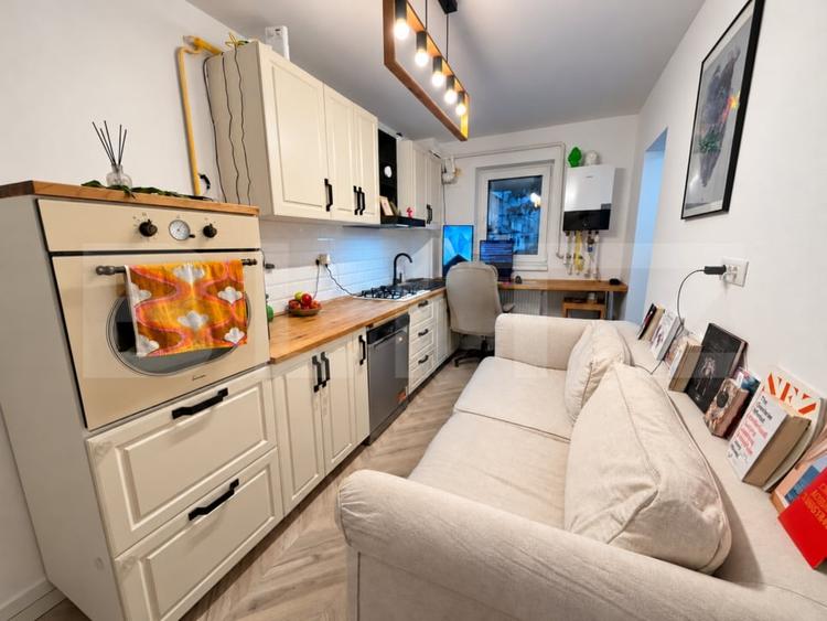 Apartament cu 2 camere decomandat, mobilat în Bucium