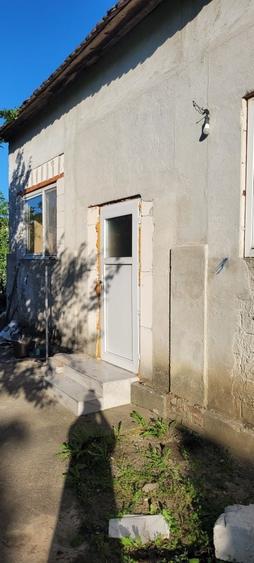 Casă cu 4 camere în Vladimirescu