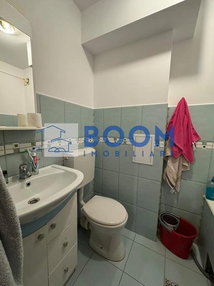 Apartament cu 2 camere decomandat în Petrișor