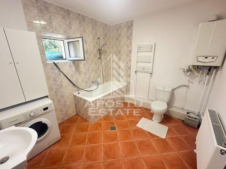 Casă individuală cu 3 camere cu Canalizare în Ronaț