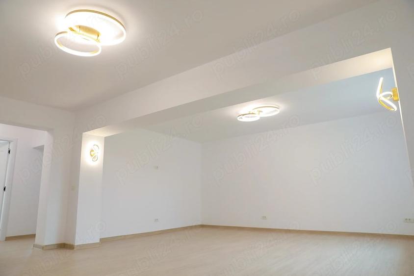 Apartament cu 4 camere decomandat în Central