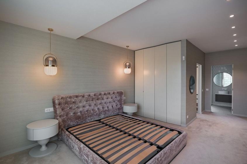 Casă individuală cu 6 camere cu Piscina în Tunari