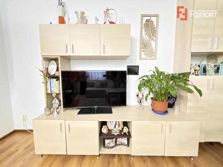 Apartament cu 2 camere, mobilat în Ronaț