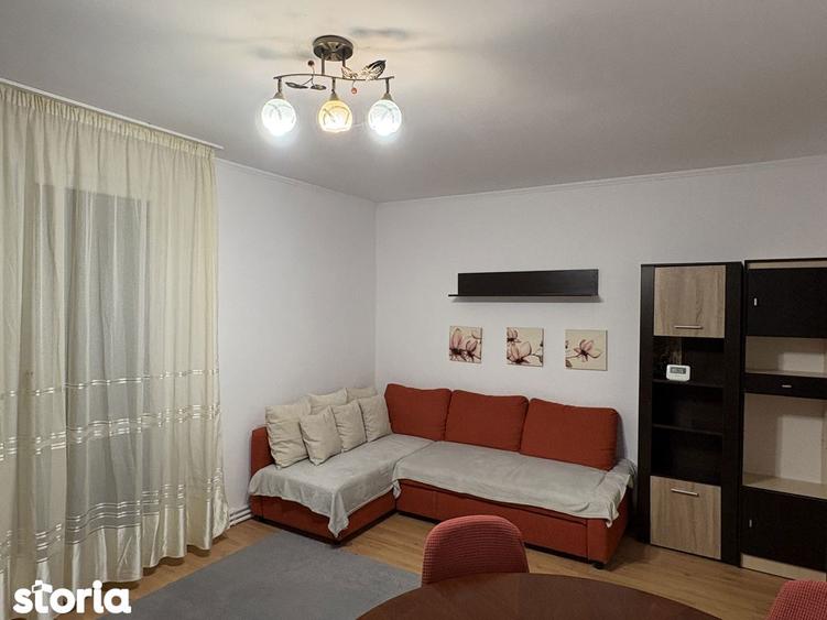 Apartament cu 3 camere decomandat, mobilat în Apărătorii Patriei