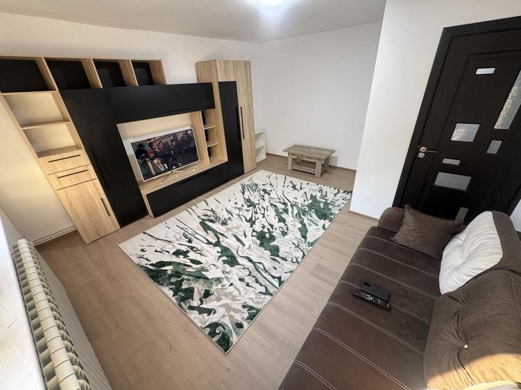 Apartament cu 2 camere decomandat, mobilat în Inel II