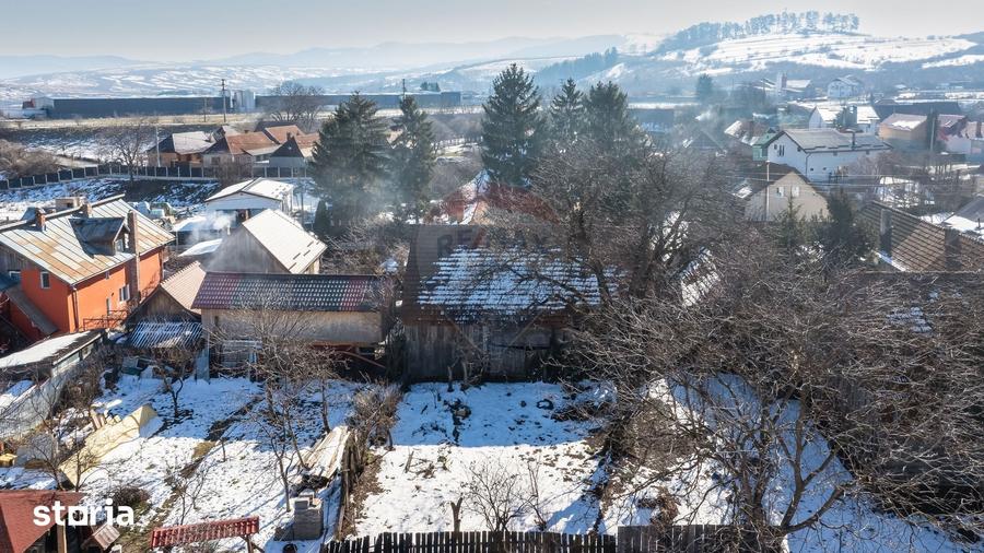 Casă cu 2 camere cu Teren 778 Mp în Tărlungeni