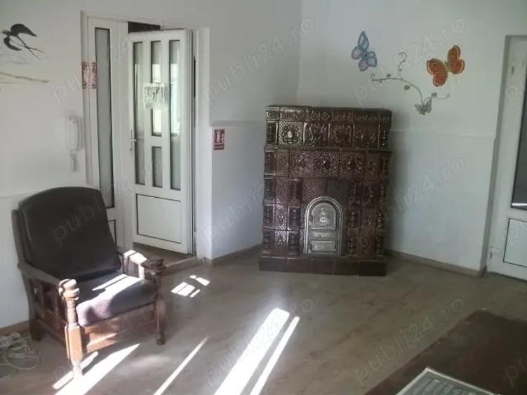Casă cu 5 camere cu Teren 500 Mp în Central