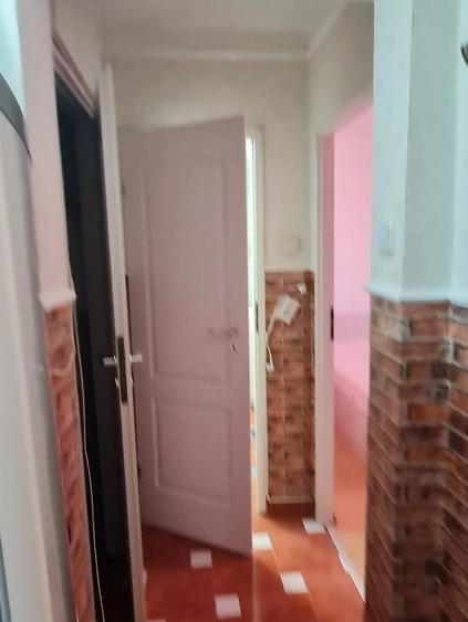 Apartament cu 2 camere decomandat în Milcov