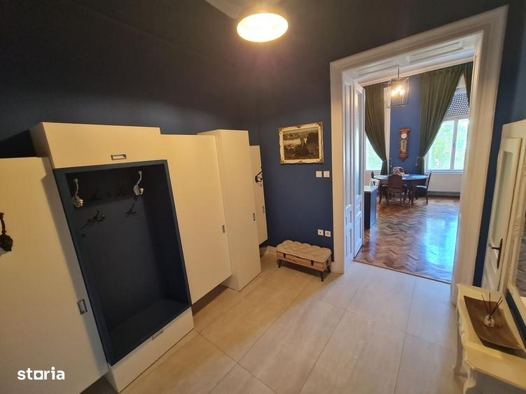 Apartament cu 3 camere în Ultracentral