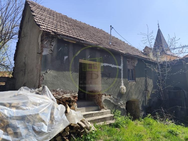 Casă individuală cu 3 camere cu Canalizare în Șeica Mică